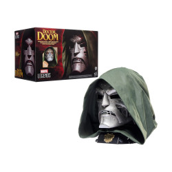 Hasbro Marvel: Legends Series - Doctor Doom Premium Role Play Helmet (G0586)