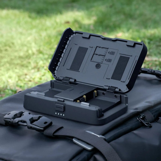 Insta360 Portable Charging Case (X4, X3 and Ace series)