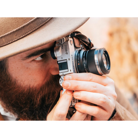 Olympus 45mm 1:1.8 BLACK M.ZUIKO DIGITAL (ET-M4518) Lense Micro FT