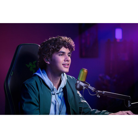 Razer SEIREN V3 CHROMA - RGB USB Condenser Microphone - Gain Limiter - Build-in Shock Absorb